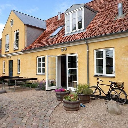 Pilgrimshuset Maribo Hotel Exterior photo